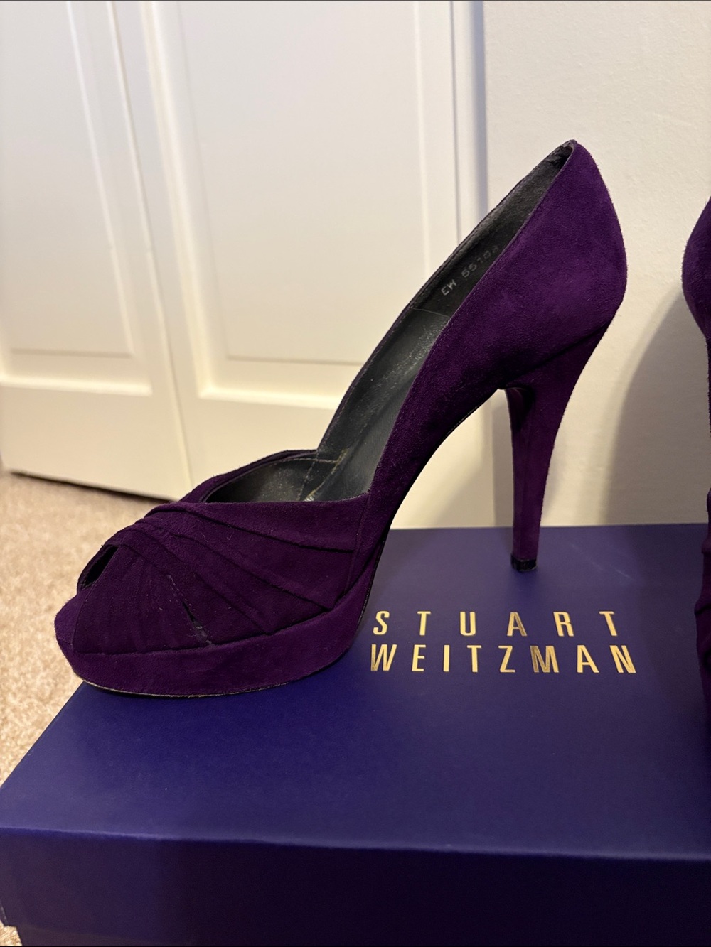 Stuart Weitzman Eggplant Purple Suede Peep-Toe Heels Women 8 - Picture 3 of 13